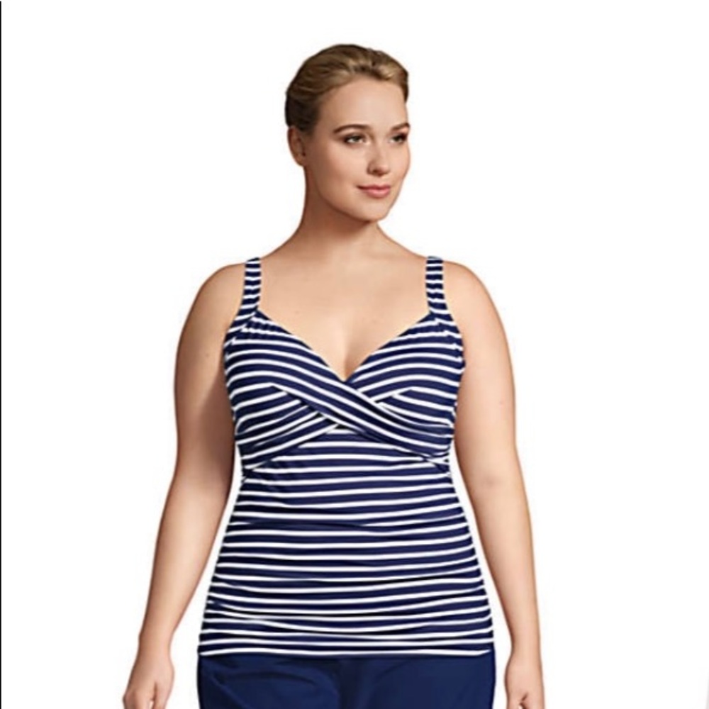 Lands End underwire tanking top